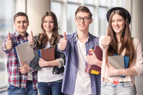 Üniverrsiteye hazırlanan LGS öğrencileri